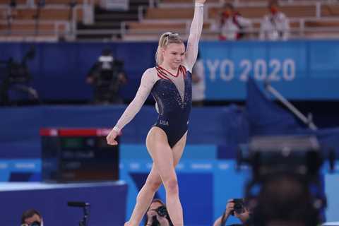 Jade Carey of the United States wins the floor exercise gold.