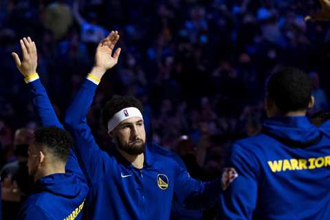 Klay Thompson Returns, as if He Never Left