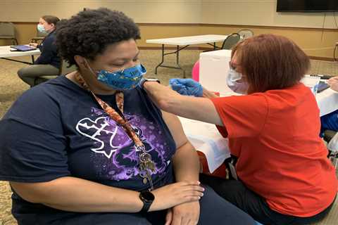 Michigan has 6th-lowest nursing home staff vaccination rate in country, feds say ⋆
