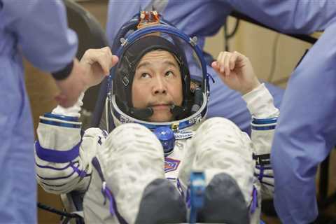 Japanese Billionaire Blasted Into Space Defends Spending Tens of Millions On The Voyage
