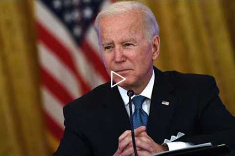 Let’s Talk About Biden’s Take On The Polls l FiveThirtyEight Politics Podcast