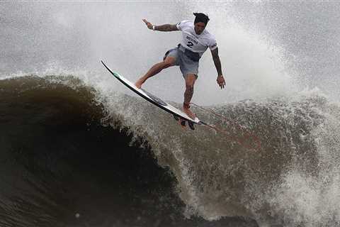 Gabriel Medina, Champion Surfer, Withdraws From Season to Focus on Mental Health