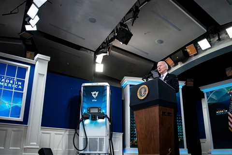 The Biden administration outlines a plan to build a network of electric vehicle chargers.