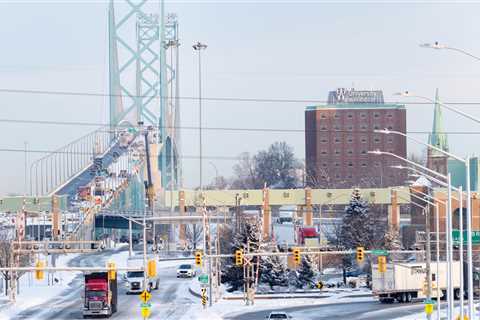 Auto Production Restarts After the Ambassador Bridge Is Cleared
