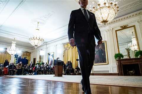 On Ukraine Crisis, Biden Seeks to Show His Mettle