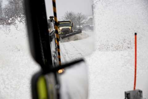 Valley News – Getting road salt down to a science
