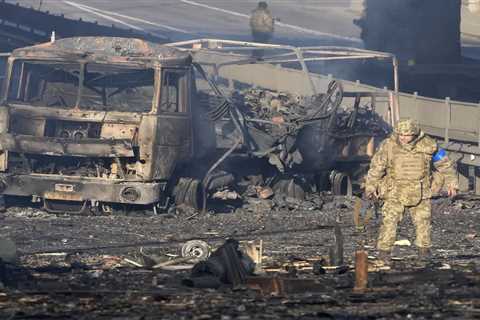 Ukrainian soldiers repel savage attack from Putin’s forces to defend vital road junction