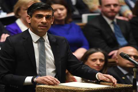 Rishi Sunak preparing extra help for struggling families says minister as Keir Starmer urges..