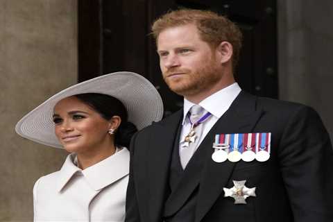 bitchy |  The Sussexes “didn’t even ask for photos” with the Queen during their two visits