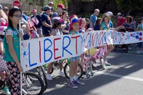 Liberty Canyon July 4th neighborhood parade preserves old-fashioned patriotic spirit in Agoura..