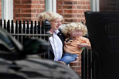 Boris Johnson leaves No10 with son Wilf before heading off on holiday with family