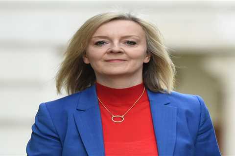 PM wannabe Liz Truss unveils biggest crackdown on trade union power since Margaret Thatcher