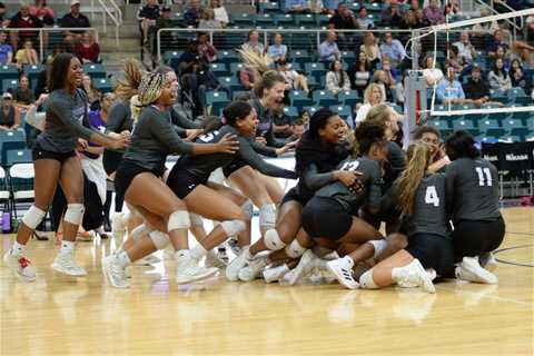 Houston area volleyball teams to watch