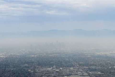 Poor Air Quality Likely to Accompany Heat Wave |  KFI AM 640