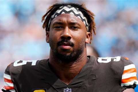 Myles Garrett of the Cleveland Browns is training for the first time since injuring his shoulder..