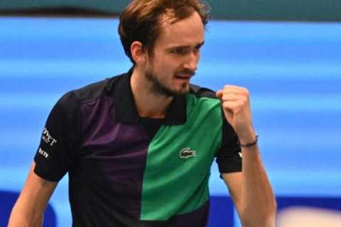 Daniil Medvedev wins Vienna title – •