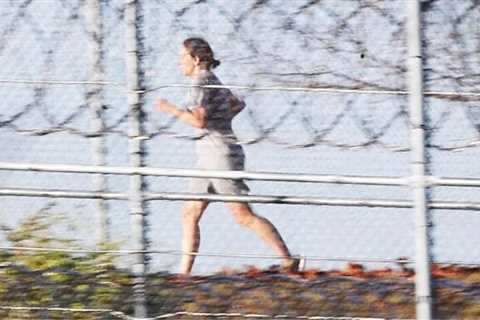 Ghislaine Maxwell spotted walking the US prison track in gray shorts and t-shirt |  United States | ..