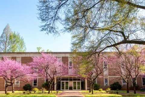 Sweet Briar gets $5M gift to renovate college’s science, engineering building