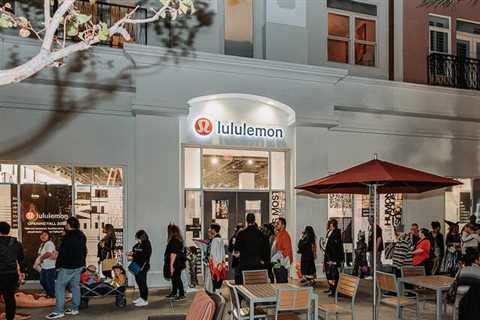 Lululemon opens at Henderson’s The District at Green Valley Ranch