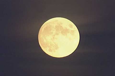 Moon shines brightly over Cleveland ahead of blood moon lunar eclipse