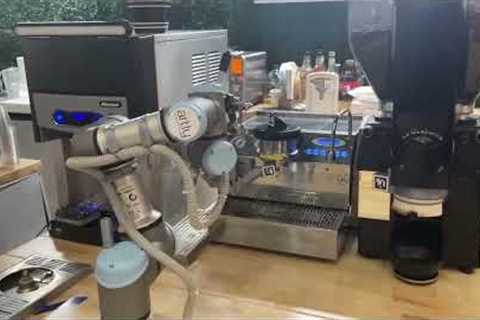 California coffee shop has robot baristas who make your drink