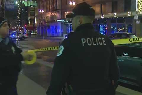 Man fires back at would-be carjackers in Theatre District downtown