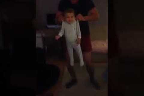 Dad turns his daughter into an astronaut