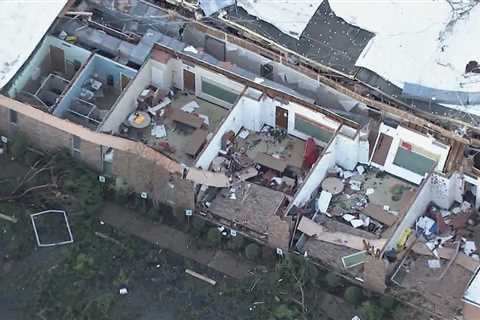 Houston tornado: Surveying the damage