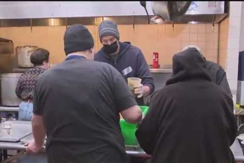 NYC food banks reporting higher demand, longer lines