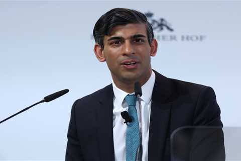 Rishi Sunak preparing to announce new Brexit deal in days as Cabinet on standby