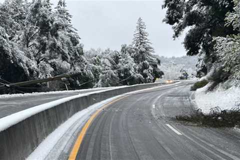 Highway 17 Closed in Both Directions Due to Big-Rig Crash, Downed Trees and Snow – NBC Bay Area