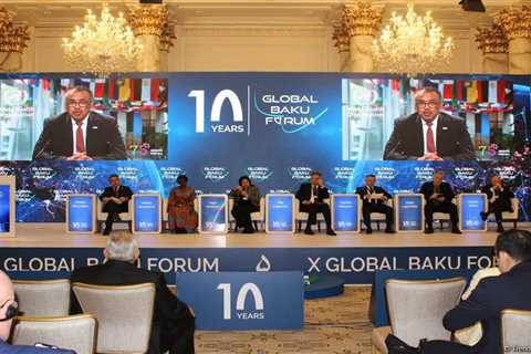 Second day of X World Baku Discussion board kicks off