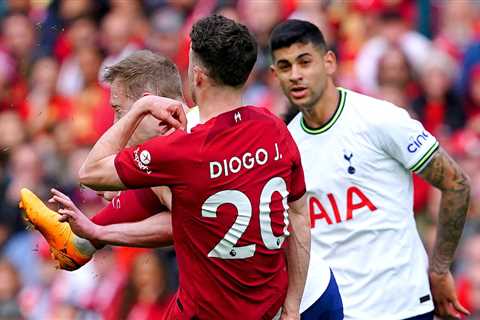 Spurs interim boss Ryan Mason incensed after Diogo Jota escapes ‘clearest of red cards’ before..