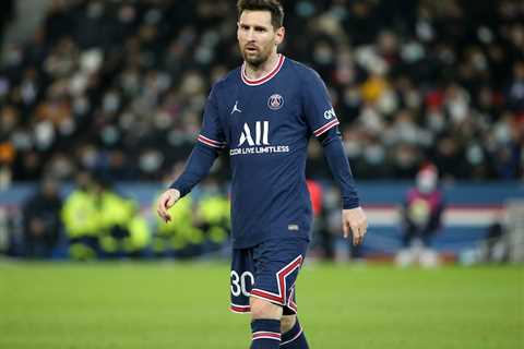 Paris Saint-Germain suspends Lionel Messi for taking unapproved trip to Saudi Arabia