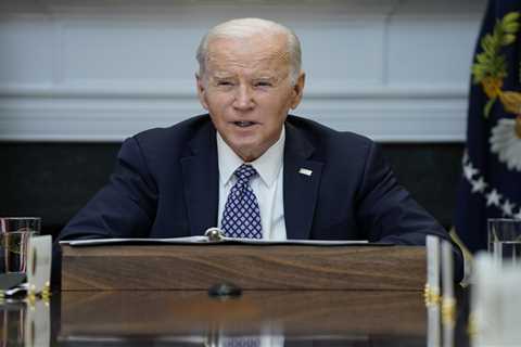 Biden's approval rating hits new low