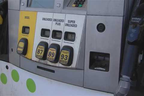 Gas prices continue to fall in Florida – WFTV