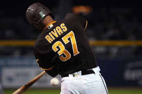 Padres Select Alfonso Rivas, Activate Manny Machado