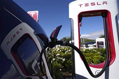 Elon Musk's electric car chargers are squeezing out Washington's favorite