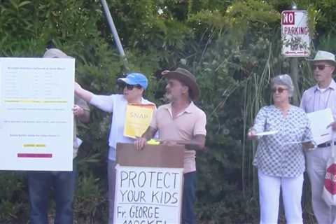 Group protests against accused priest in Orinda – NBC Bay Area