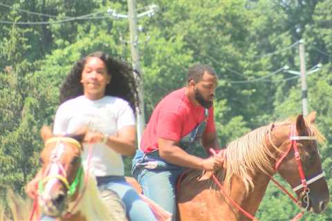 What Started With a Horse Now Introduces Teens to Indianapolis Farm Life – WISH-TV |  Indianapolis..