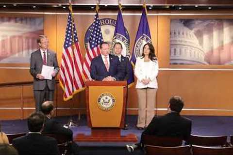 Rep. Burchett and colleagues hold press conference on upcoming Oversight Committee hearing on UAPs