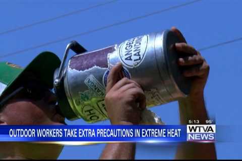 Outdoor workers taking extra precautions with extreme heat