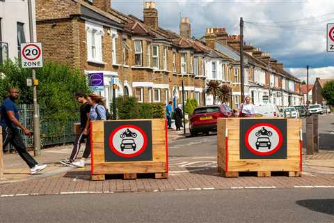 Rishi Sunak vows to end the war on motorists with review of anti-car policies as furious drivers..