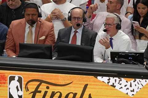 ESPN’s Mike Breen: Mark Jackson and Jeff Van Gundy Were ‘Dream Partners’