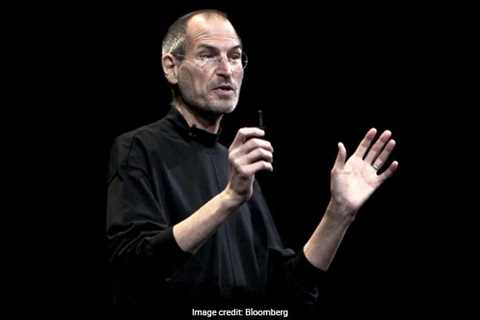 Steve Jobs’ Son Launches Venture Capital Firm With $200 Million For Cancer Treatments