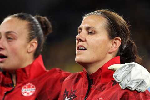 With Canada’s elimination from the Women’s World Cup, Christine Sinclair takes her quiet bow