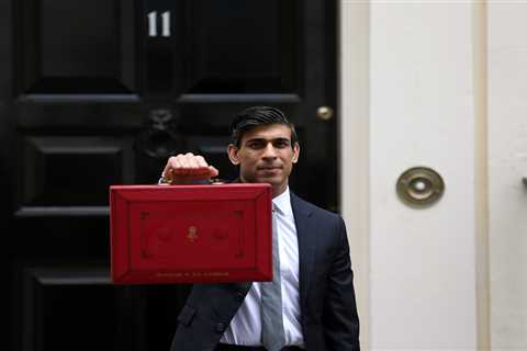 Rishi Sunak Considers Capping Benefits to Make Room for Tax Cuts