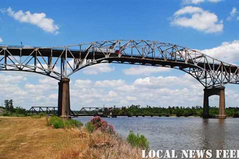 UPDATE: Mandatory evacuation for Hubert Smith, Charles Burge Road – American Press