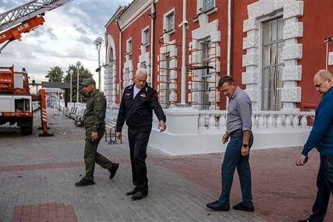 Ukrainian drone attacks Russian city of Kursk: Official |  World News