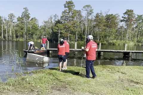 Renew our Rivers program cleans up Pascagoula River